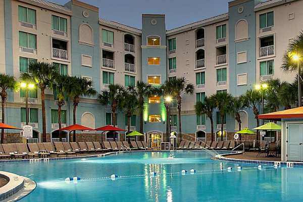 Holiday Inn Resort Orlando Lake Buena Vista - 4 Days & 3 Nights Vacation – Holiday Inn Resort Orlando Lake Buena Vista