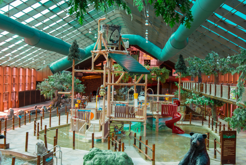 Westgate Smoky Mountain Resort & Water Park - 5 days 4 Nights Gatlinburg Vacation Package – $100 VISA Gift Card Included