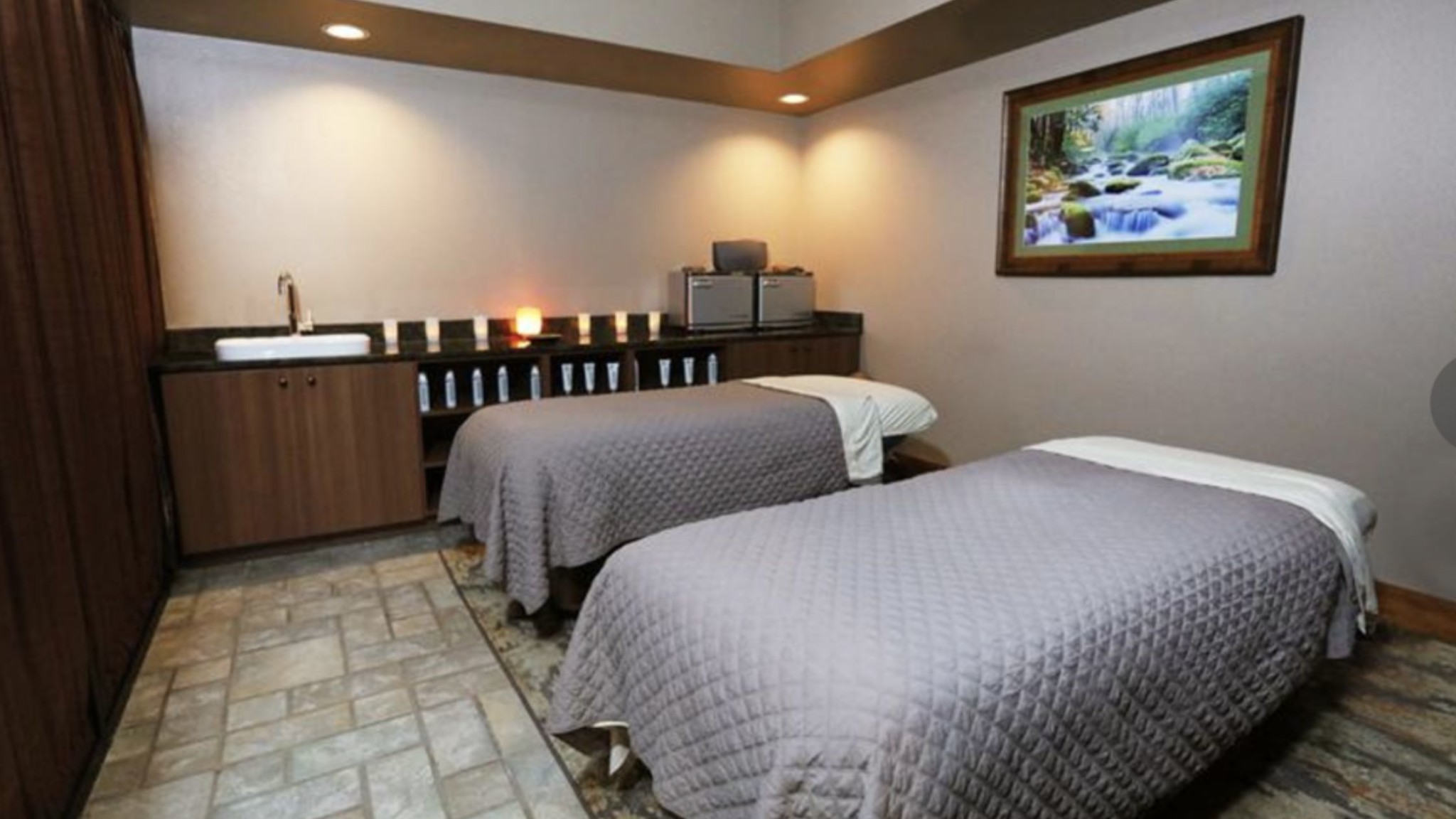 spa gatlinburg tn two massage beds in westgate smoky mountain resort and spa
