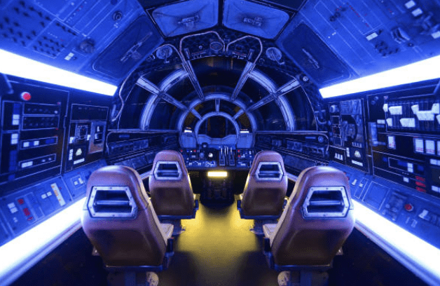 the millennium falcon attraction at Star Wars the galaxy edge Walt disney world