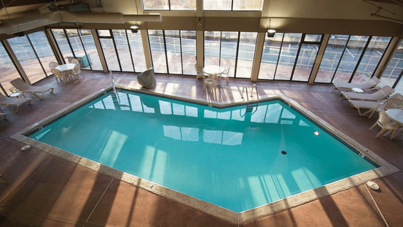 grand oaks hotel room turquoise indoor pool